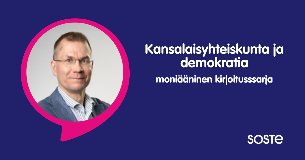 Kimmo Elo on tutkimusjohtaja Itä-Suomen yliopiston yhteiskunta- ja kauppatieteiden tiedekunnassa. Hän katsoo suoran kameraan Kansalaisyhteiskunta ja demokratia -kirjoitussarjan kirjoittajakuvassa.